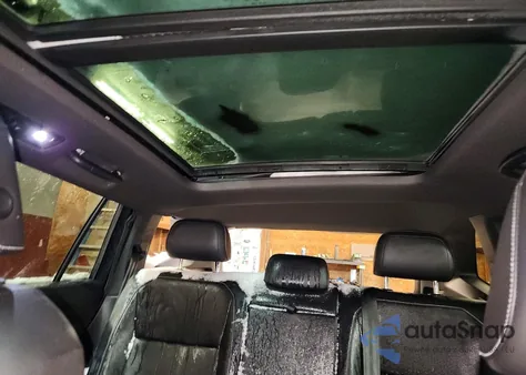 2022 Volkswagen Tiguan Se R-Line Black z USA, uszkodzony, nr VIN 3VV8B7AX4NM029671